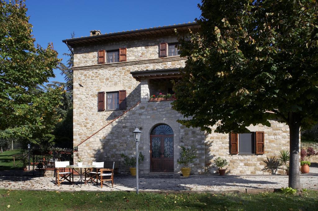 Maison d'hôtes Casale Favilluta à Petrignano Extérieur photo